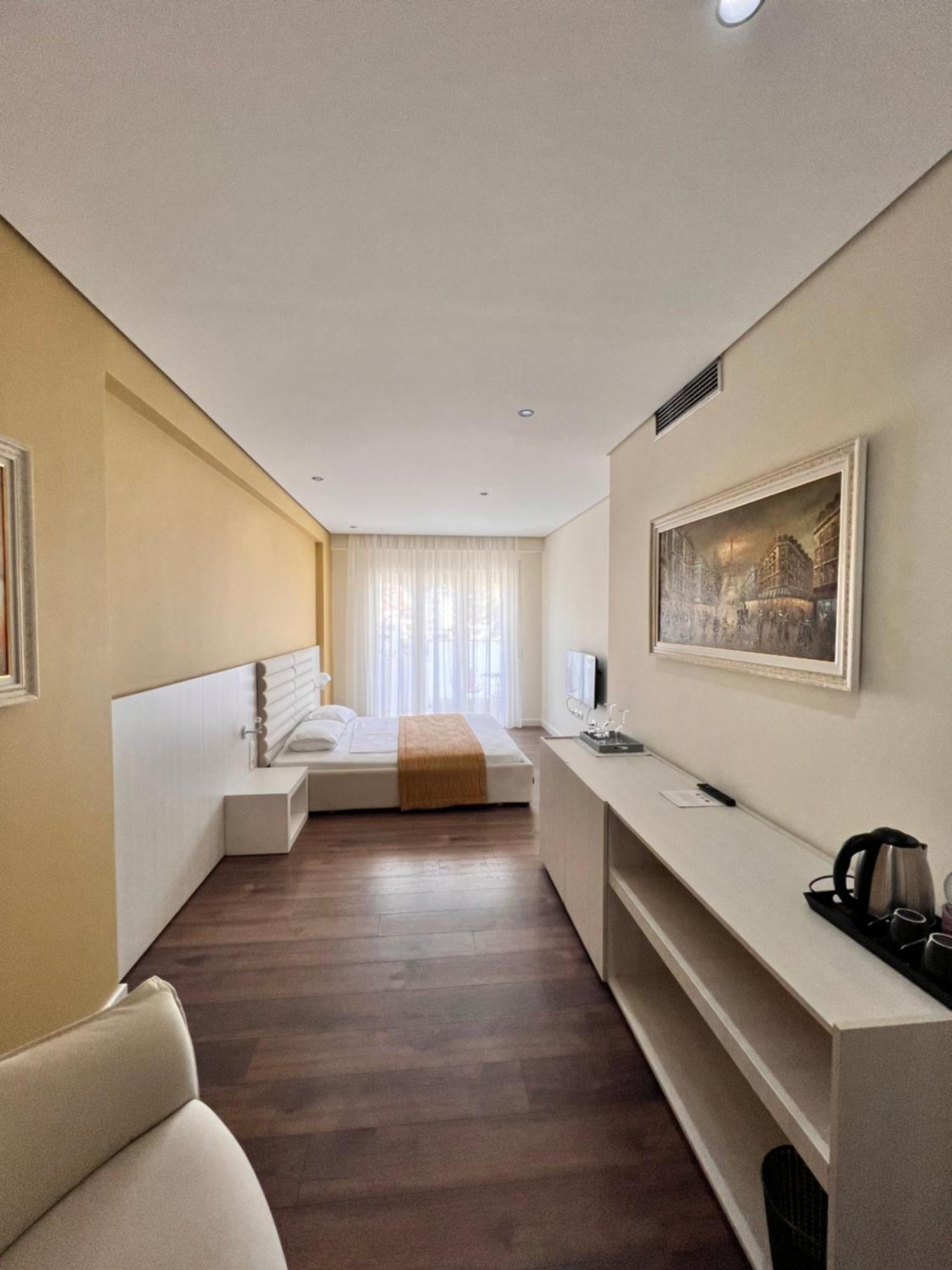 Maxi Room Vlore Exterior photo